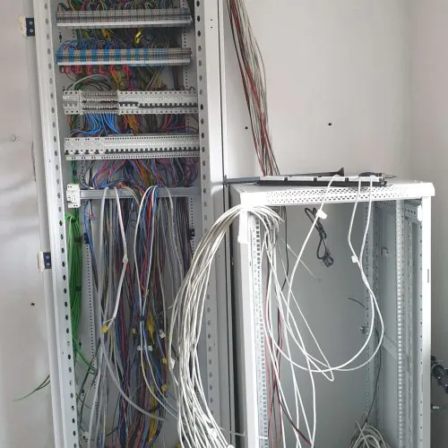 2.3 (15)